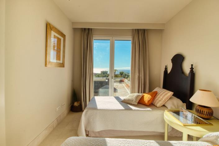 Image No.25-2 Bed Apartment for sale