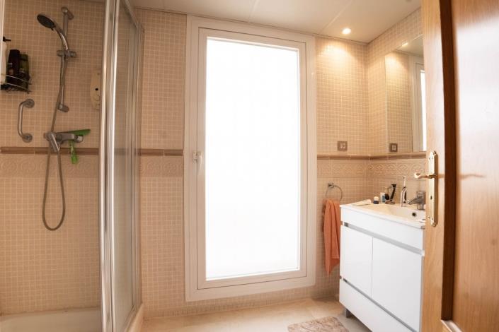 Image No.30-3 Bed Penthouse for sale