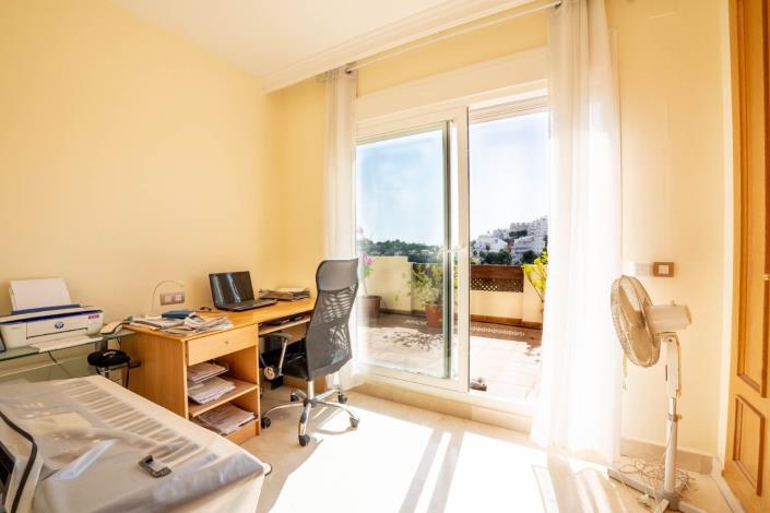 Image No.31-3 Bed Penthouse for sale