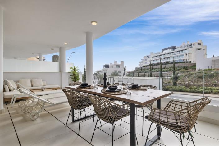 Image No.2-2 Bed Apartment for sale