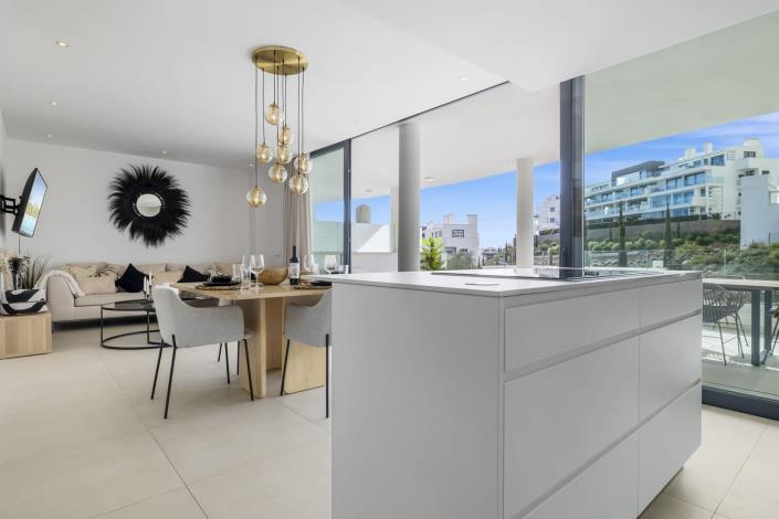 Image No.8-2 Bed Apartment for sale