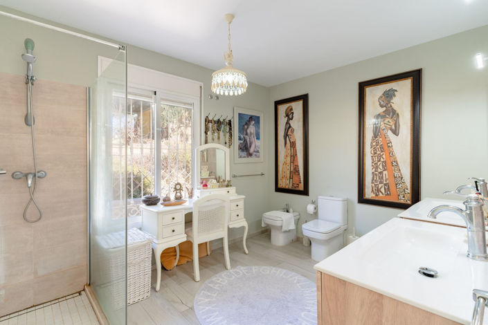 Image No.16-5 Bed Villa for sale