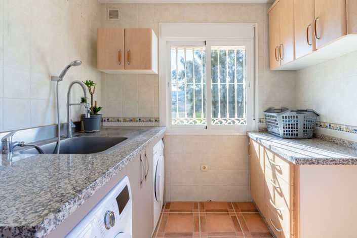 Image No.26-5 Bed Villa for sale