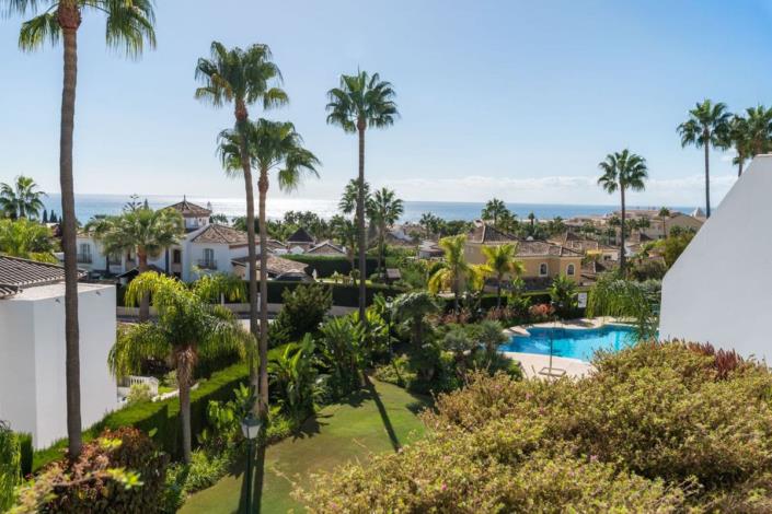 Image No.17-2 Bed Apartment for sale