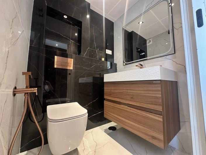 Image No.21-3 Bed Apartment for sale