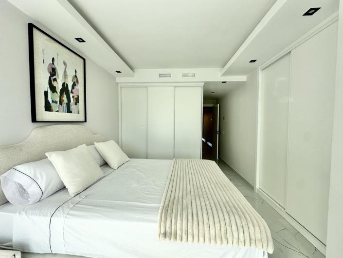 Image No.36-3 Bed Apartment for sale