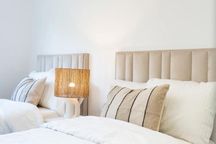 Image No.21-3 Bed Apartment for sale