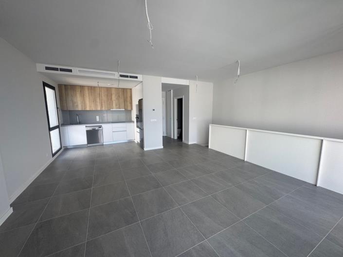 Image No.8-3 Bed Townhouse for sale