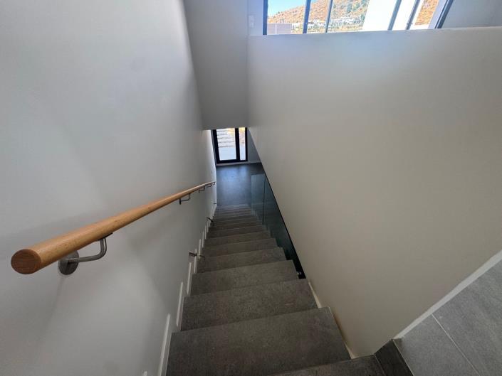 Image No.11-3 Bed Townhouse for sale