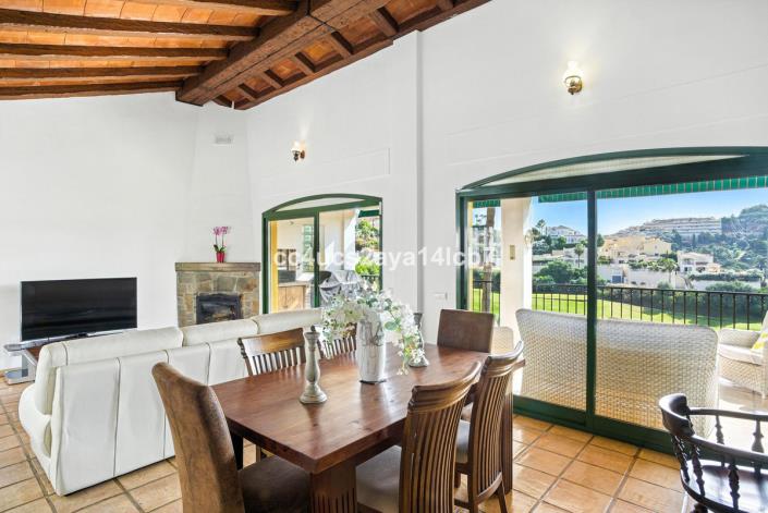 Image No.10-3 Bed Semi-Detached for sale