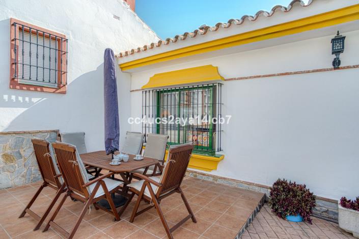 Image No.13-3 Bed Semi-Detached for sale