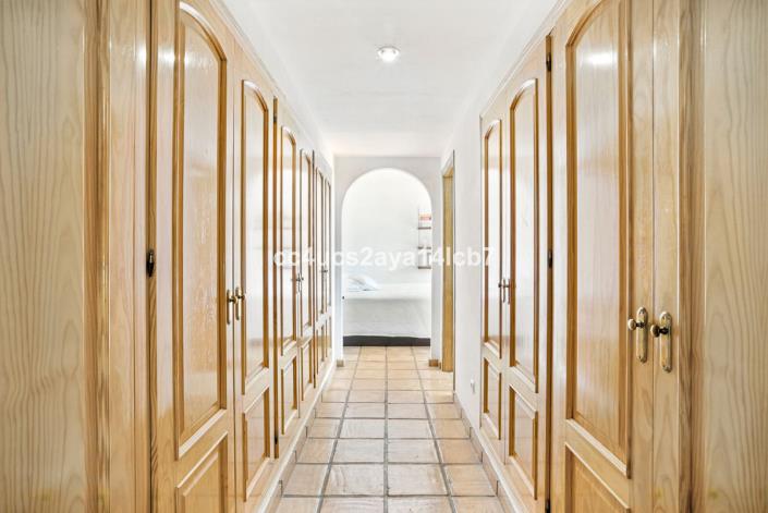 Image No.23-3 Bed Semi-Detached for sale