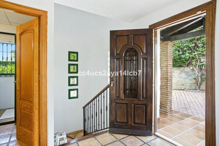 Image No.31-3 Bed Semi-Detached for sale