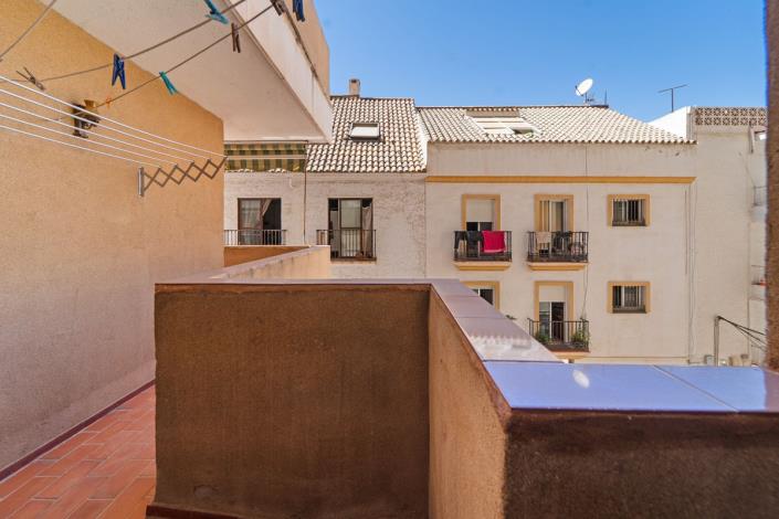 Image No.8-2 Bed Apartment for sale