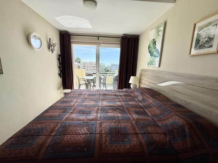 Image No.17-2 Bed Apartment for sale