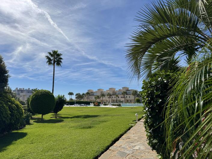 Image No.30-2 Bed Apartment for sale