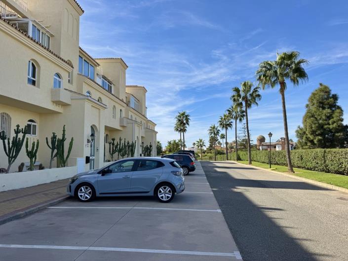 Image No.38-2 Bed Apartment for sale