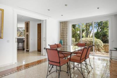 9-467d0cee5b725f3ef65f102a0c2e69c0