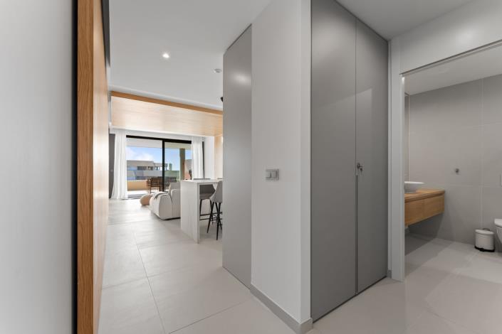 Image No.17-2 Bed Apartment for sale