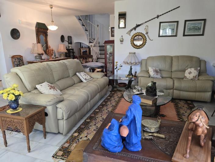 Image No.32-4 Bed Villa / Detached for sale