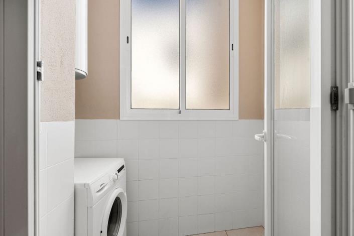 Image No.9-3 Bed Apartment for sale