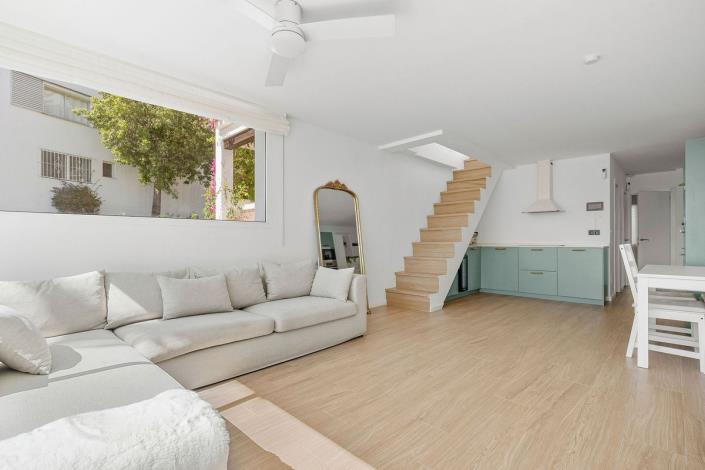 Image No.10-2 Bed Apartment for sale