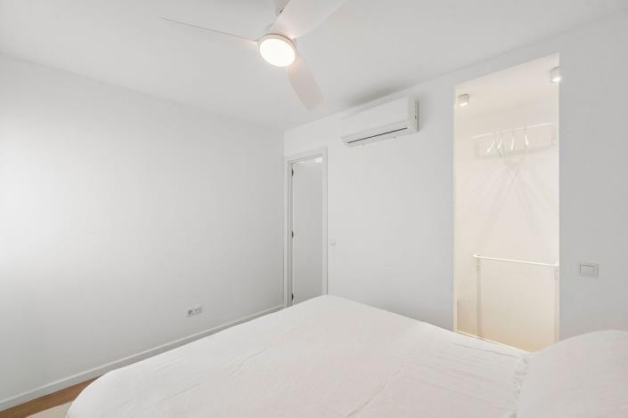 Image No.16-2 Bed Apartment for sale