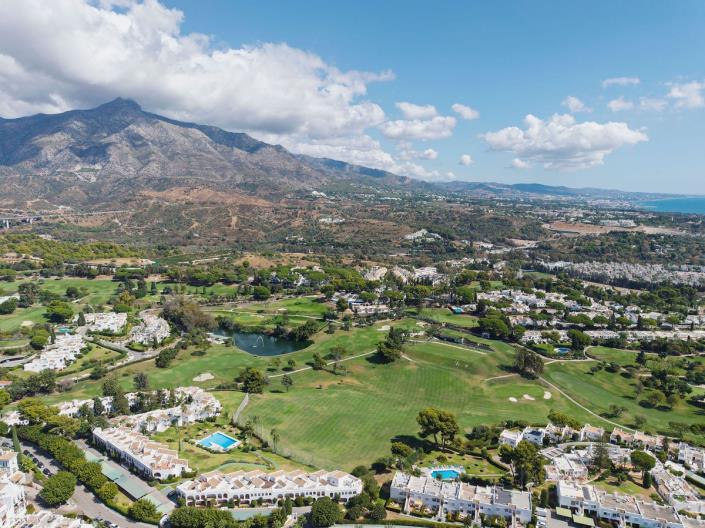 Image No.24-2 Bed Apartment for sale