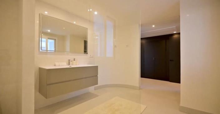 Image No.13-4 Bed Penthouse for sale