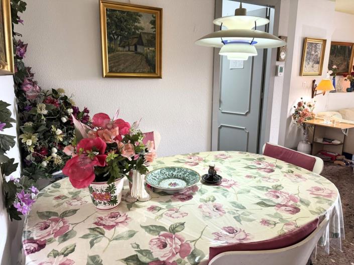 Image No.10-3 Bed Apartment for sale