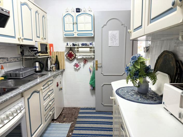 Image No.13-3 Bed Apartment for sale