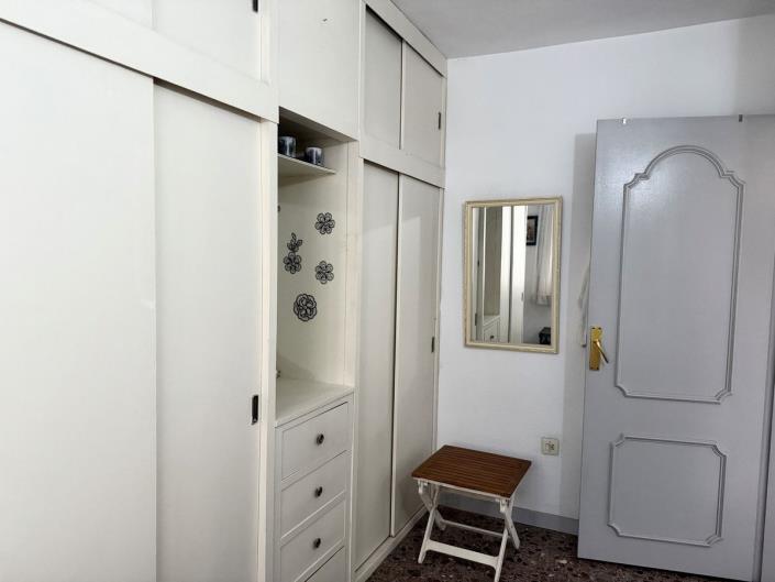 Image No.19-3 Bed Apartment for sale