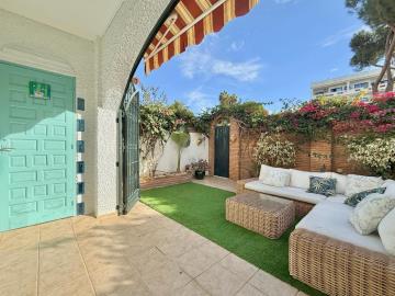 2-5bd7b9d04b45e33852eaf0ec6670150d