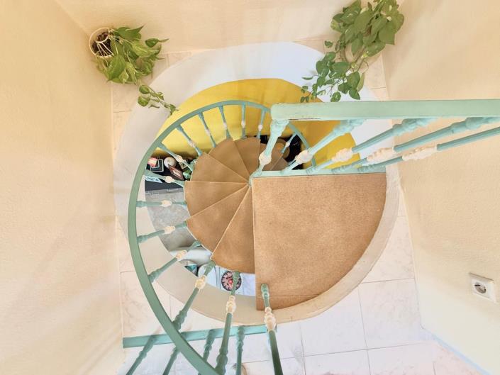 Image No.23-2 Bed Semi-Detached for sale