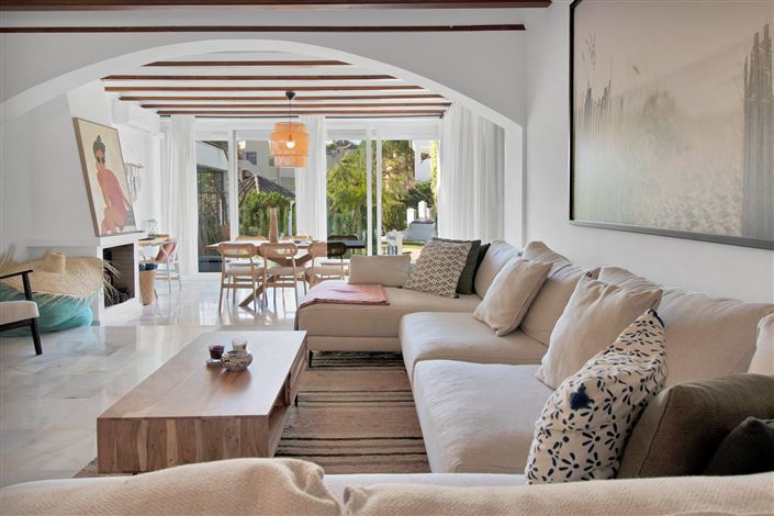 Image No.15-3 Bed Townhouse for sale