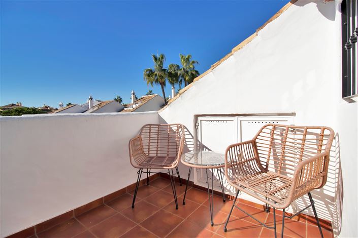 Image No.48-3 Bed Townhouse for sale