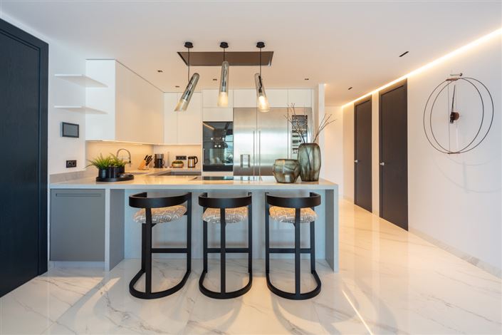 Image No.9-3 Bed Apartment for sale