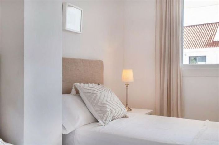 Image No.13-3 Bed Apartment for sale