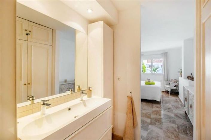 Image No.6-3 Bed Apartment for sale