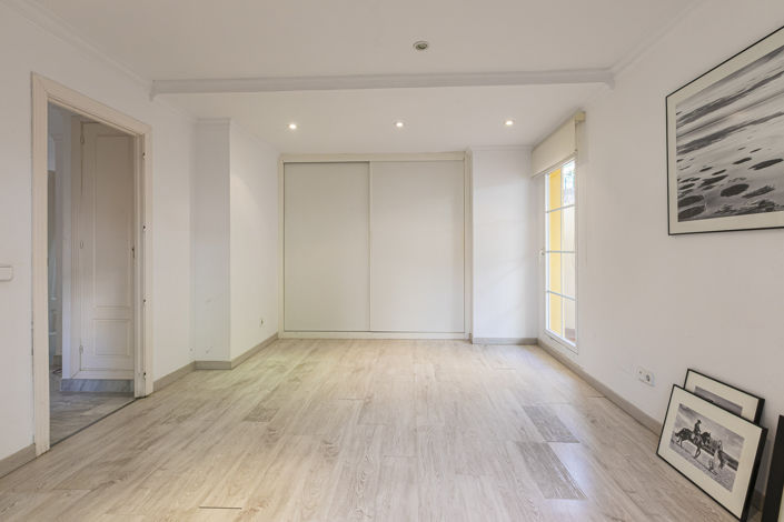 Image No.5-3 Bed Duplex for sale