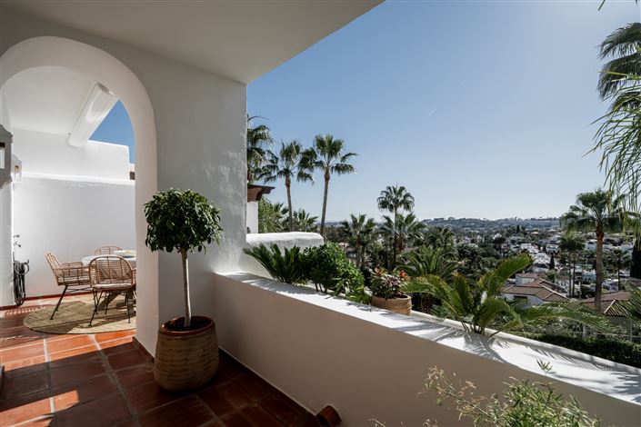 Image No.18-3 Bed House for sale