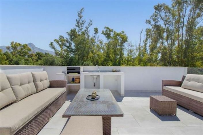 Image No.2-3 Bed House for sale