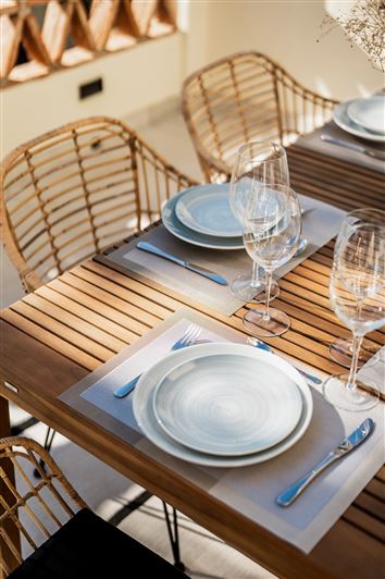 Image No.32-3 Bed Property for sale