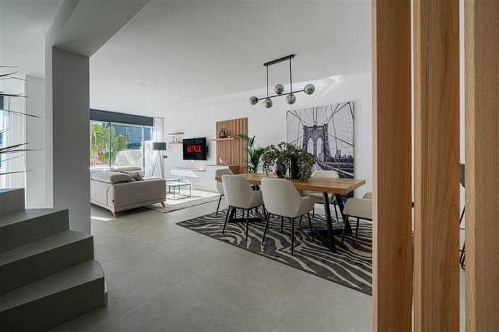 Image No.5-3 Bed Property for sale