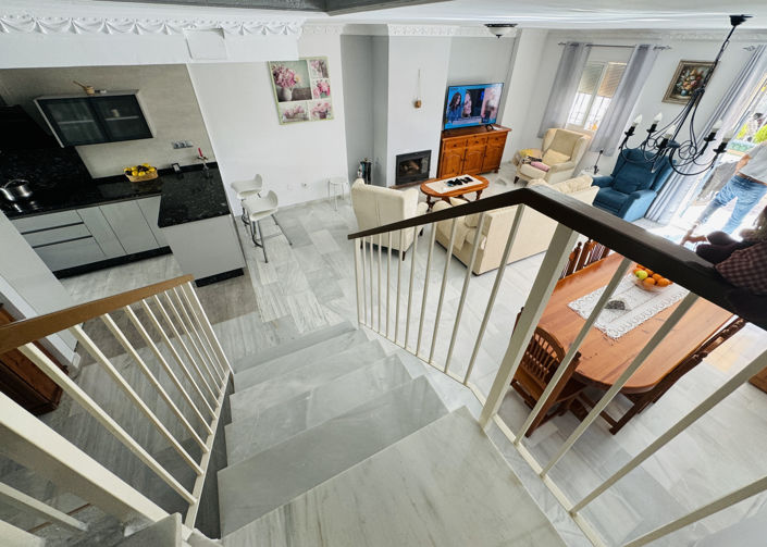 Image No.10-3 Bed Townhouse for sale