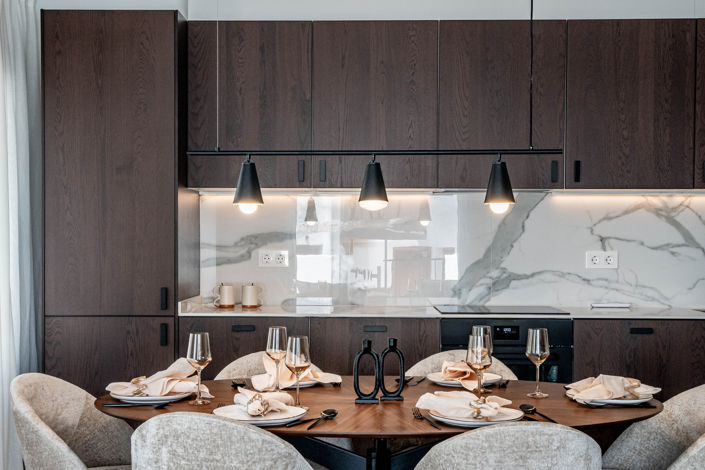 Image No.2-4 Bed Property for sale