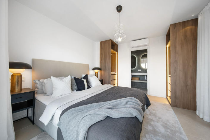 Image No.21-3 Bed Apartment for sale