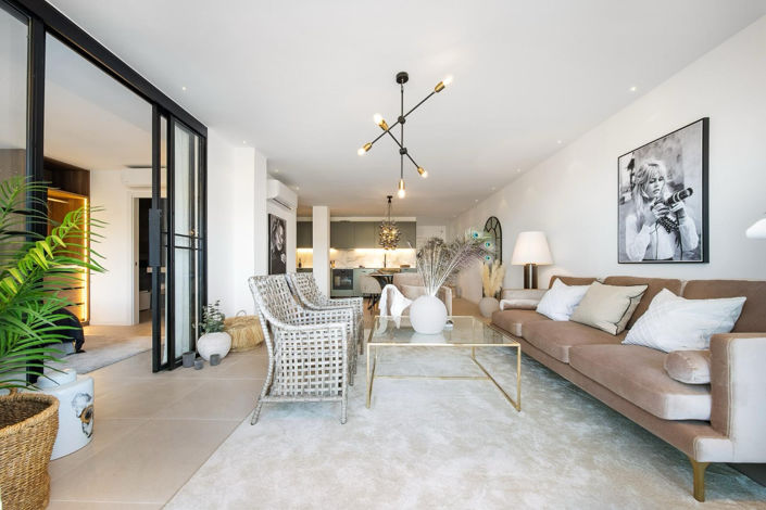 Image No.24-3 Bed Apartment for sale