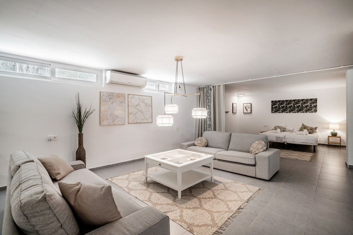 Image No.10-3 Bed Villa for sale