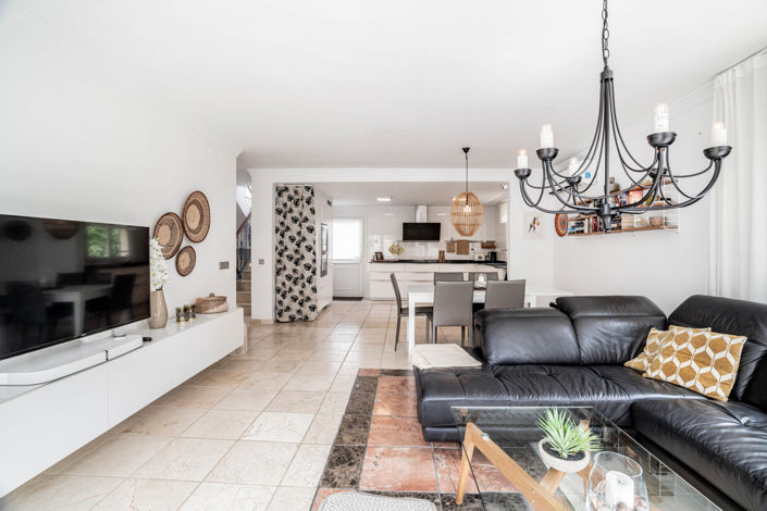 Image No.7-3 Bed Villa for sale